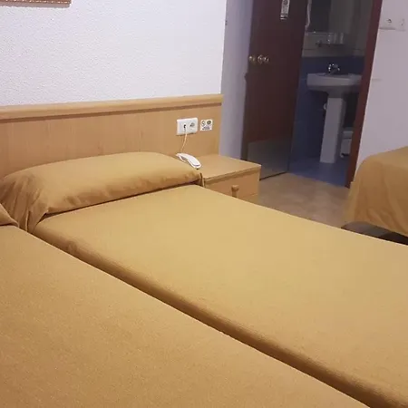 Πανσιόν Hostal El Altet 2*