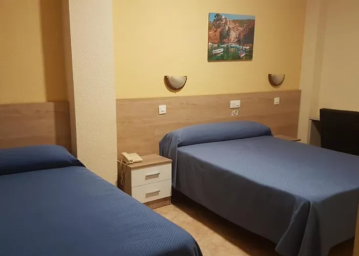 Hostal El Altet 2*